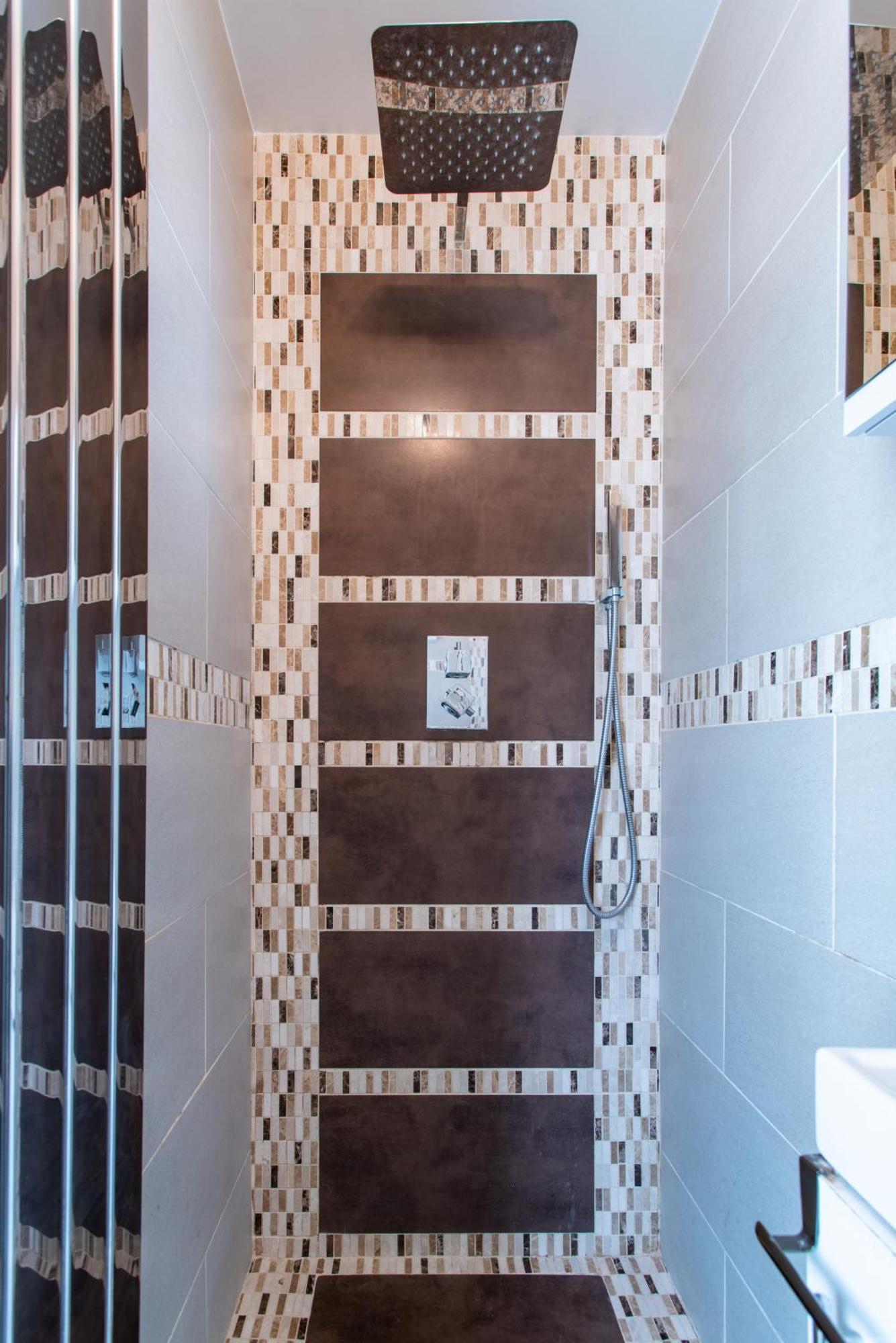 Modern 2Bed Pad W/ Hot Tub Villa บาร์คกิ้ง ภายนอก รูปภาพ